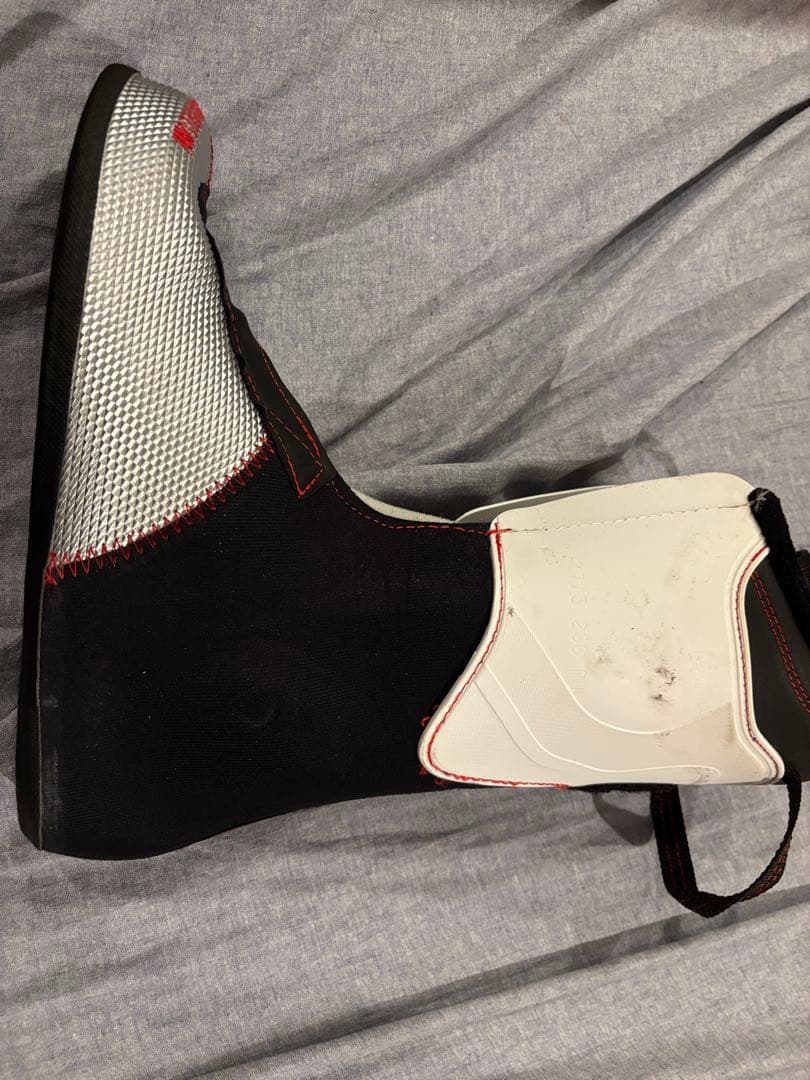 【新品購入で使用数回】ATOMIC HAWX PRIME 100 スキーブーツ