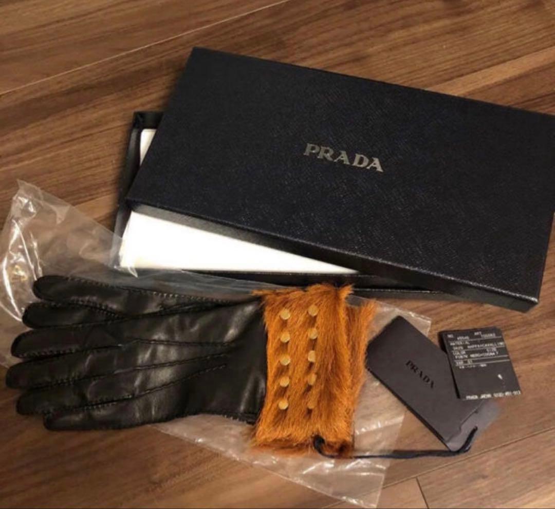 手袋　プラダ　レディース　Ｓ〜M