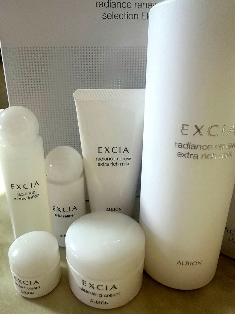アルビオン エクシア ラディアンスリニュー セレクションER【新品未開封】