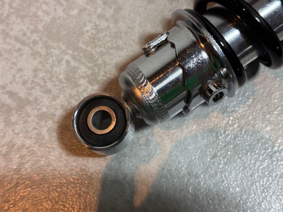 カワサキ　純正　メグロK3 リアサスぺション