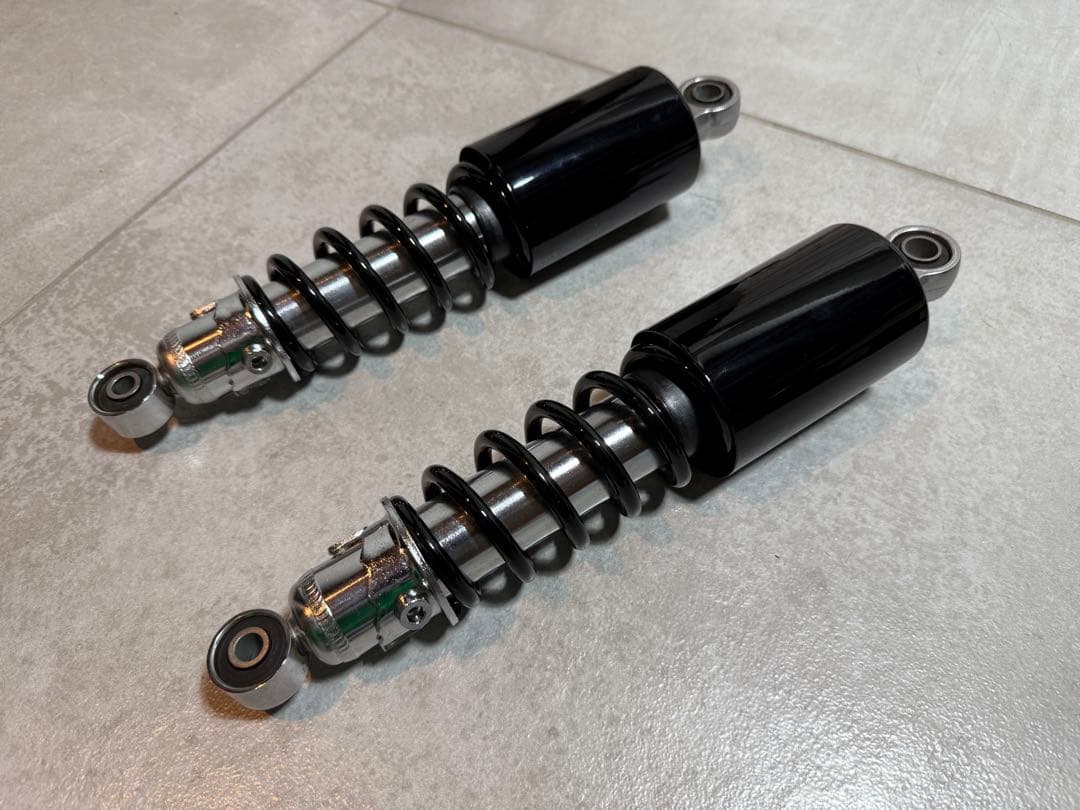 カワサキ　純正　メグロK3 リアサスぺション