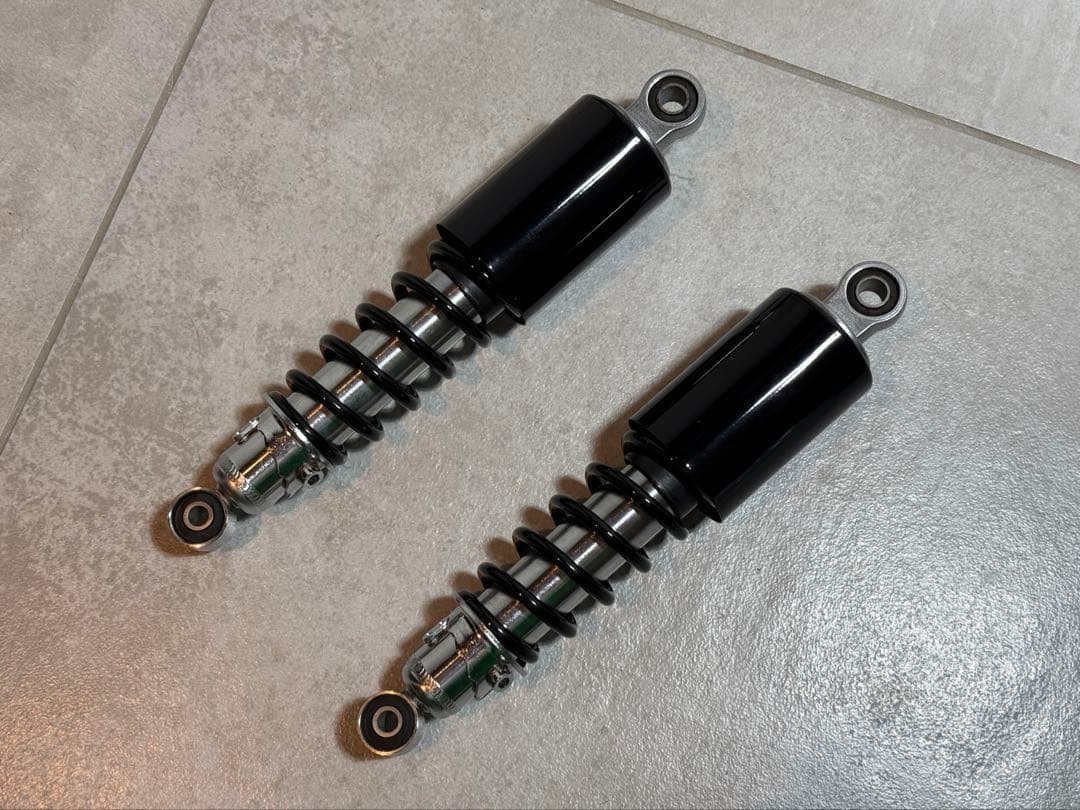 カワサキ　純正　メグロK3 リアサスぺション