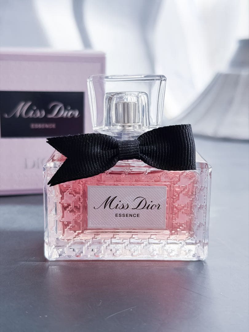 Miss Dior Essence 香水