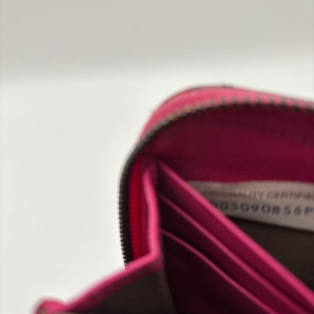 ◆正規品◆ボッティガヴェネタイントレチャート ラウンドファスナー長財布パイソン