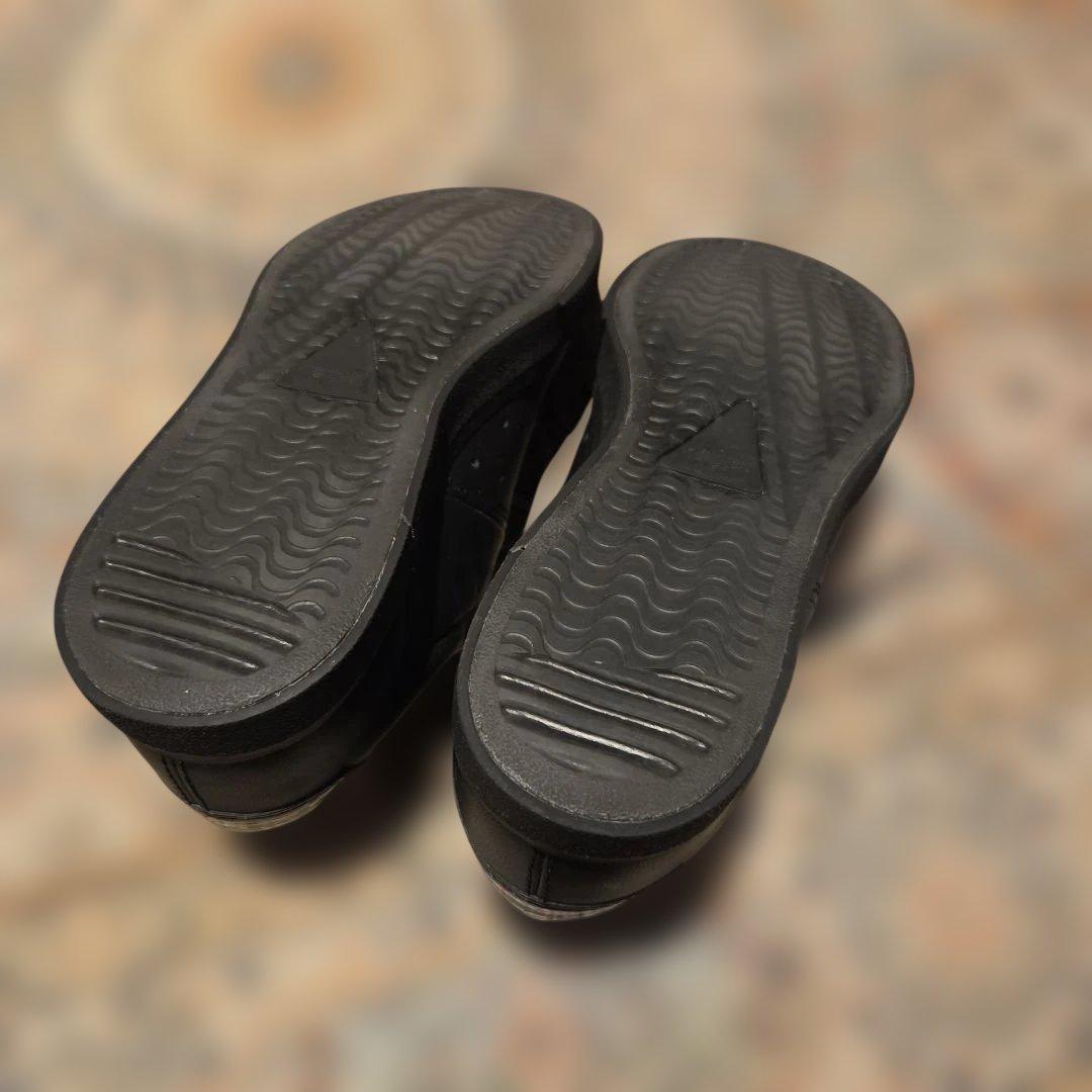 み*こ様 【極美品！✨】Onitsuka Tiger ブラックレザー スニーカー