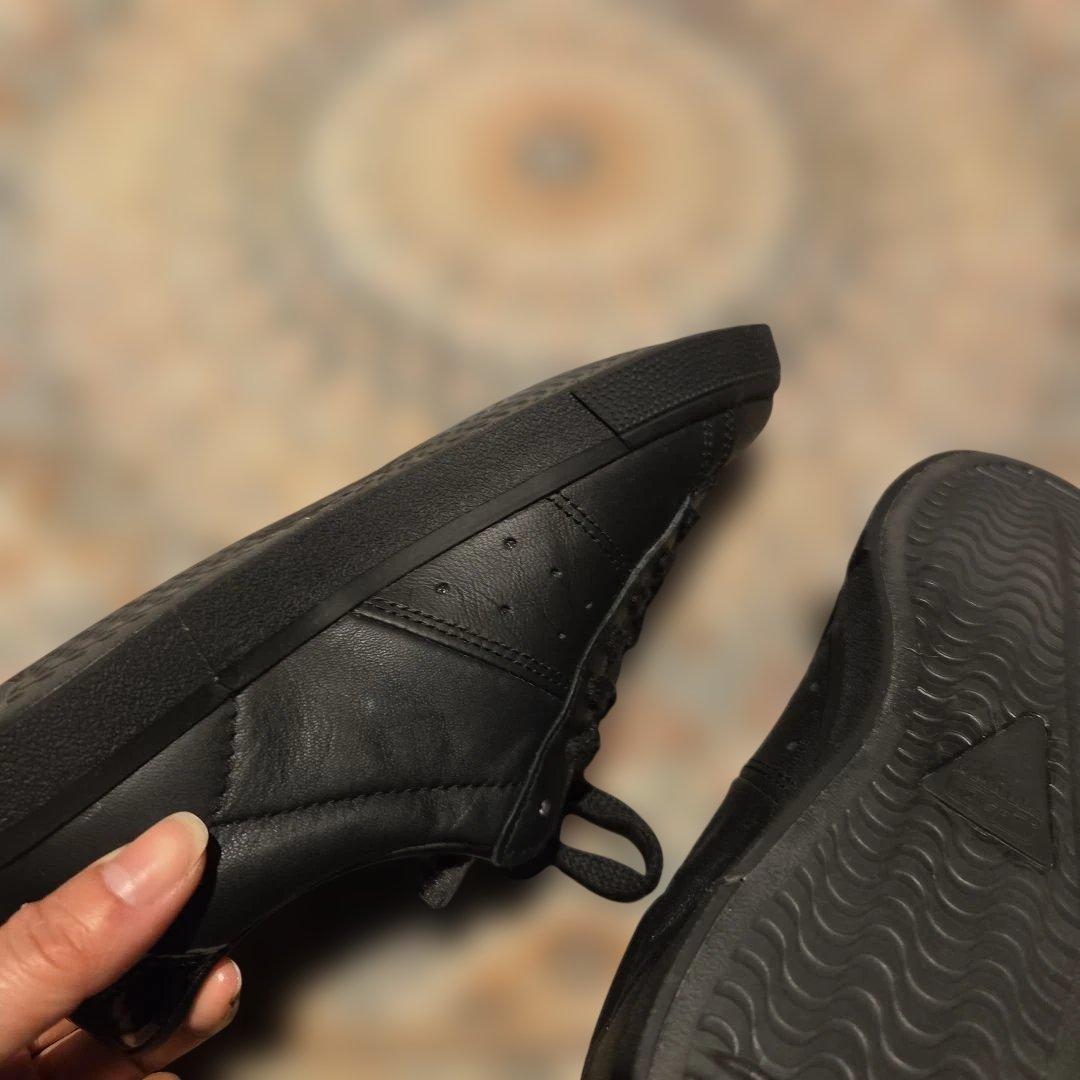 み*こ様 【極美品！✨】Onitsuka Tiger ブラックレザー スニーカー