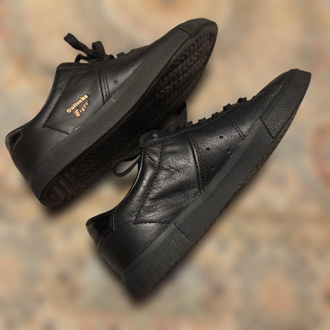 み*こ様 【極美品！✨】Onitsuka Tiger ブラックレザー スニーカー