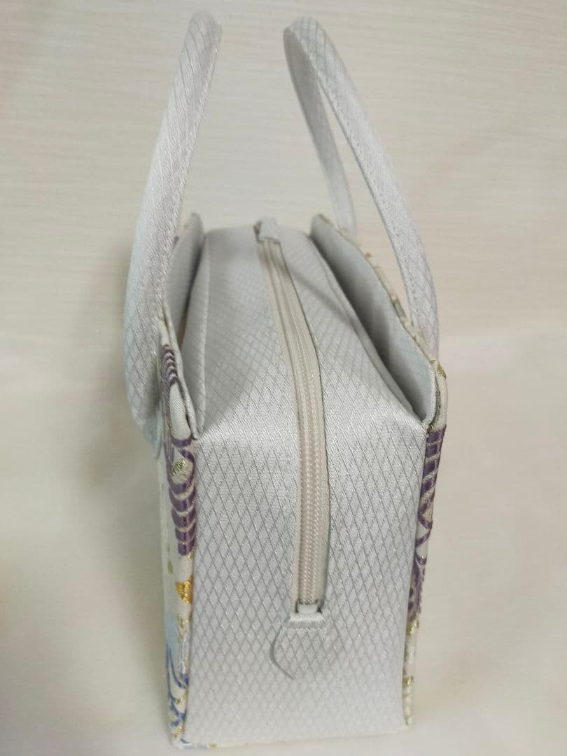 上品で大容量!　機能も◎　正絹　利休バッグ　 西陣織　 若松菱 　着物に定番