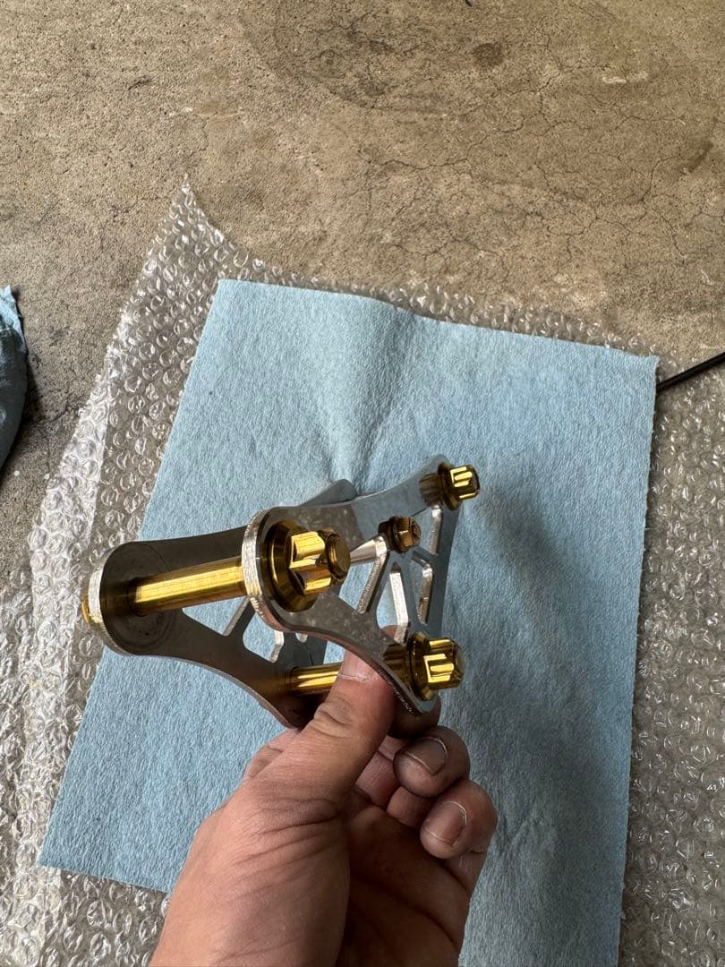 z900rsモリワキリンクプレート