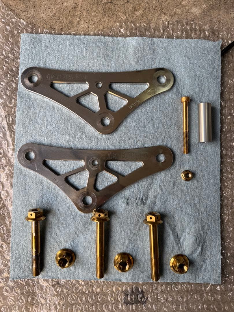 z900rsモリワキリンクプレート