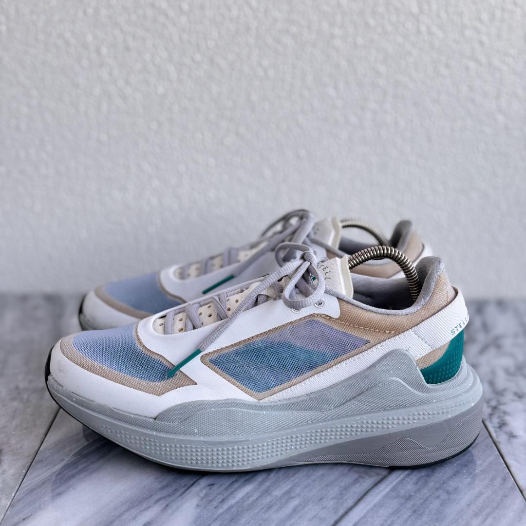 アディダス by ステラマッカートニーアースライト ランニングシューズ厚底