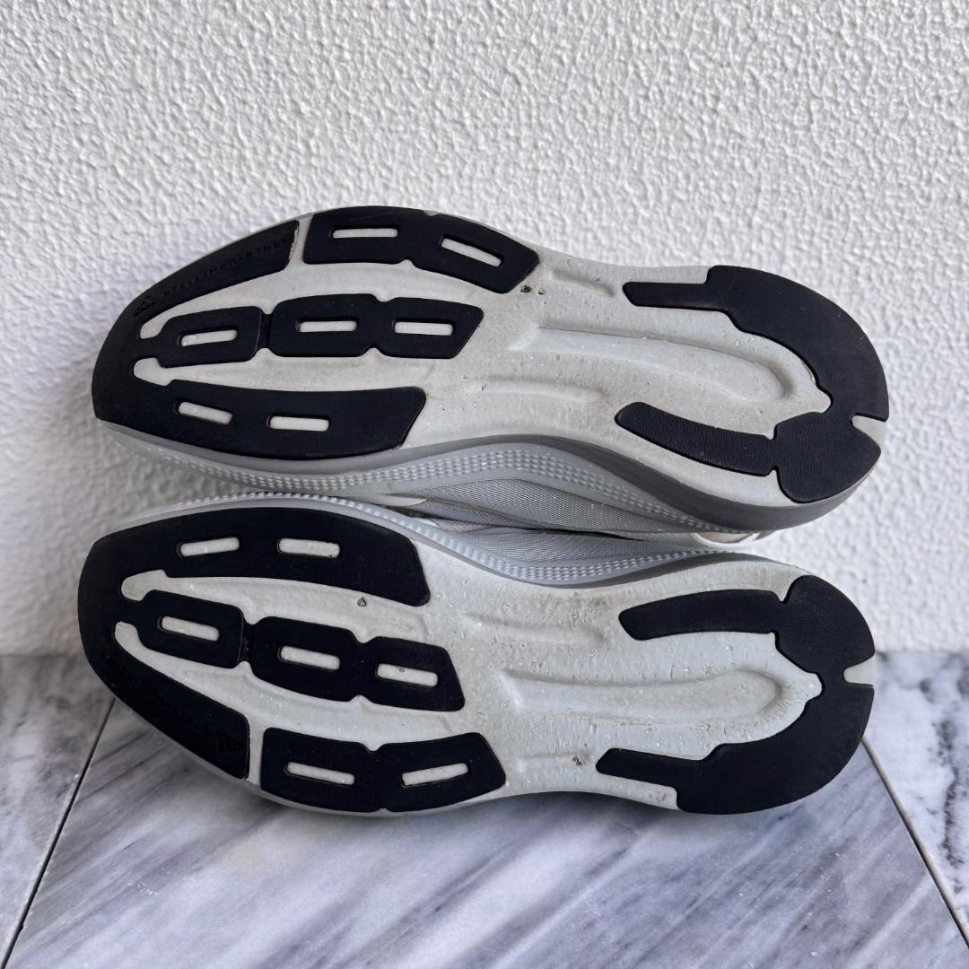 アディダス by ステラマッカートニーアースライト ランニングシューズ厚底