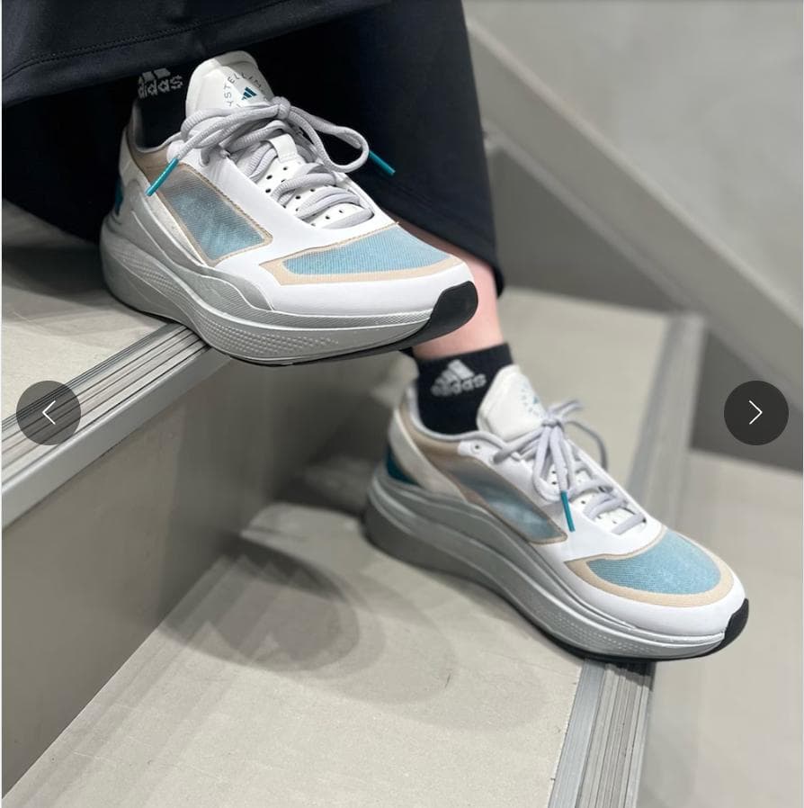 アディダス by ステラマッカートニーアースライト ランニングシューズ厚底