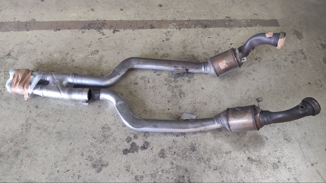 メルセデス ベンツ w221 Sクラス マフラー 触媒