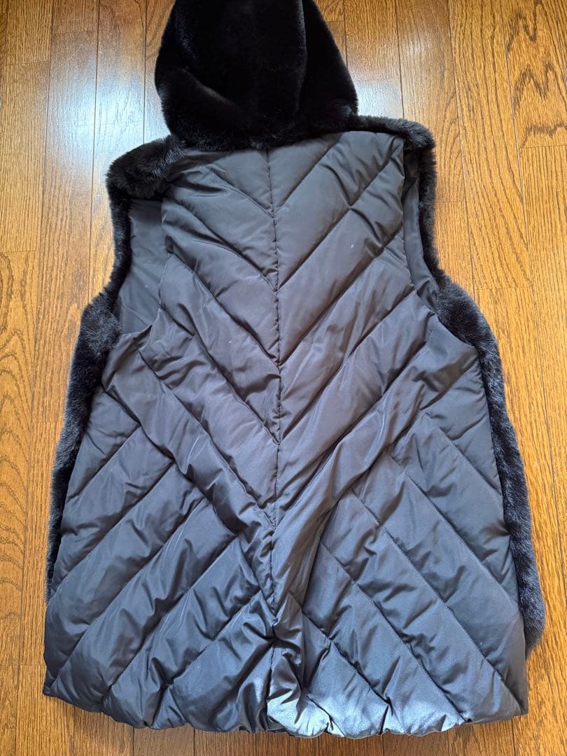 MARECHAL TERRE☆ファーキルティングダウンベスト　ブラック