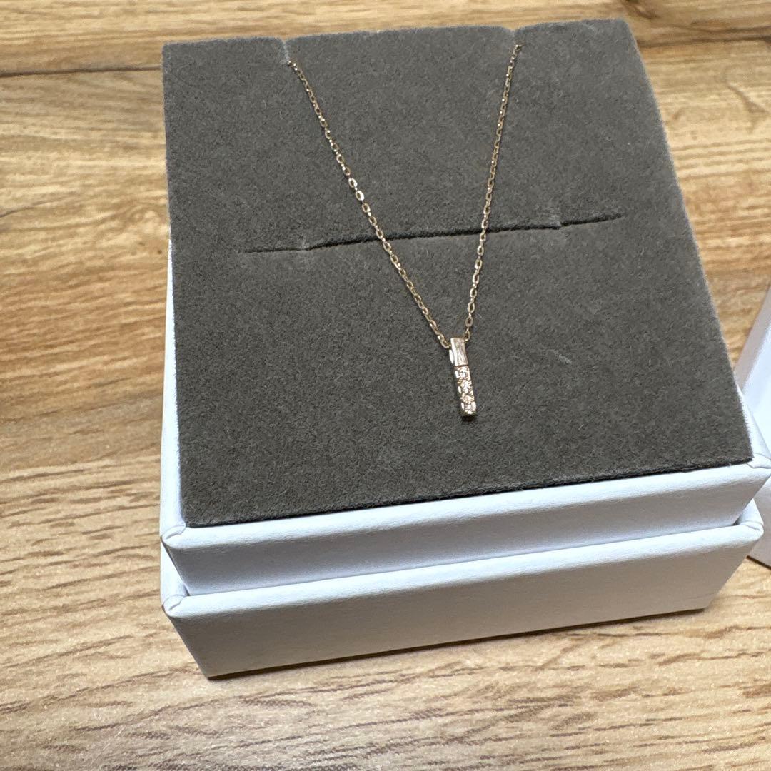 フェイスタリアＫ10ダイヤネックレス