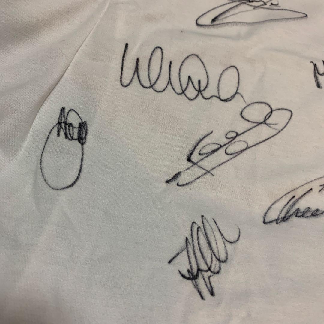 イングランド　サッカー選手　サイン　ユニフォーム