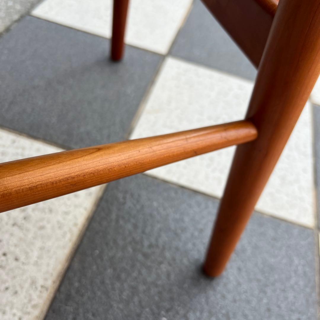 【正規品】カールハンセン　チェリー材のYチェア　CH24