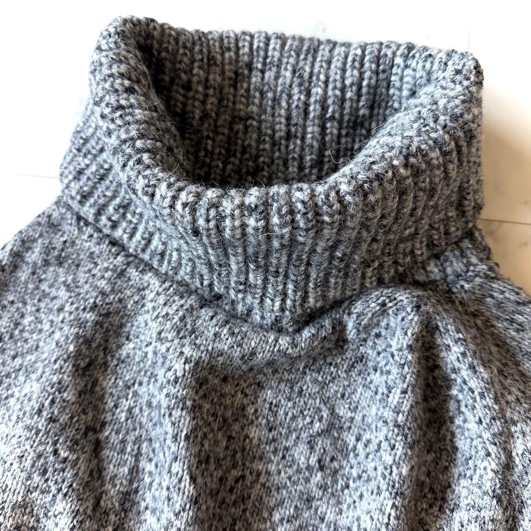 美品 セオリー タートルネック ニットポンチョ ミックスグレー