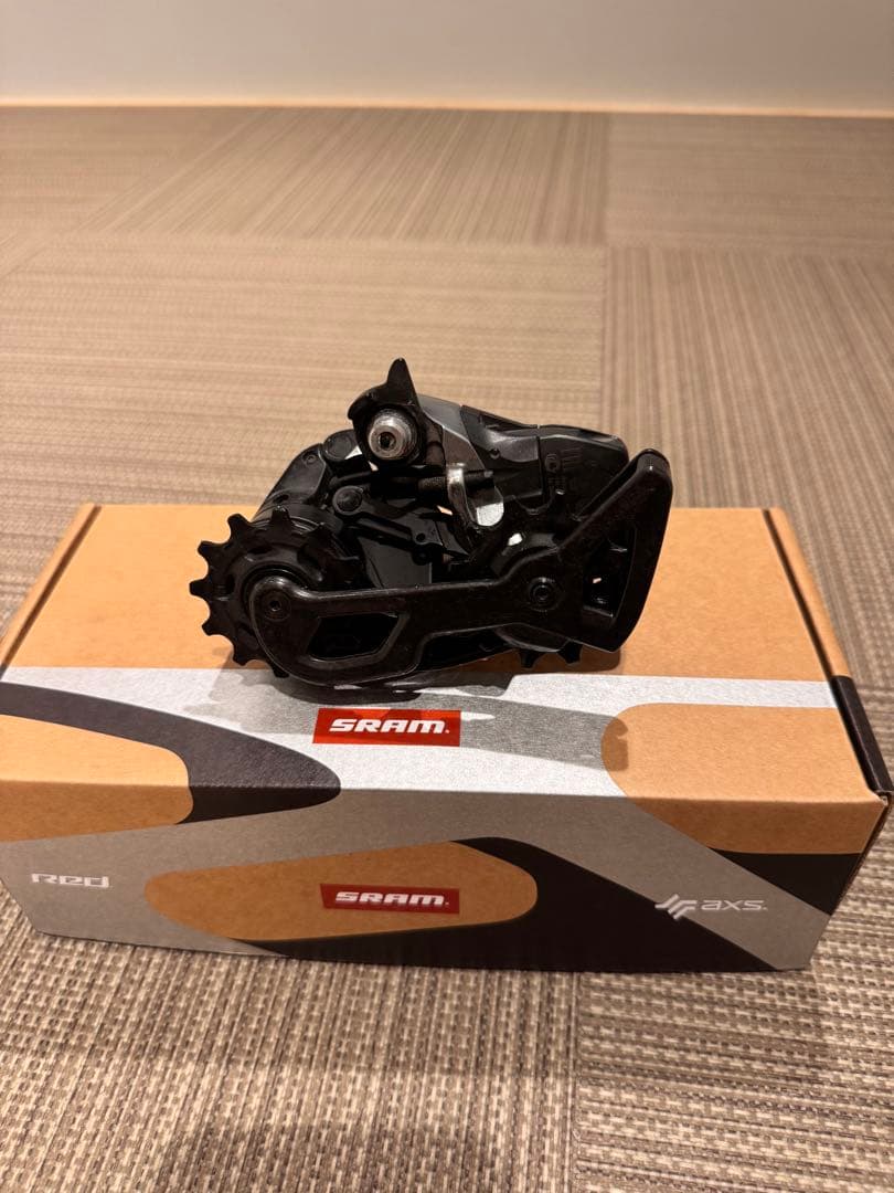 SRAM RED AXS 電動前後ディレイラー・バッテリー　未使用チェーンセット