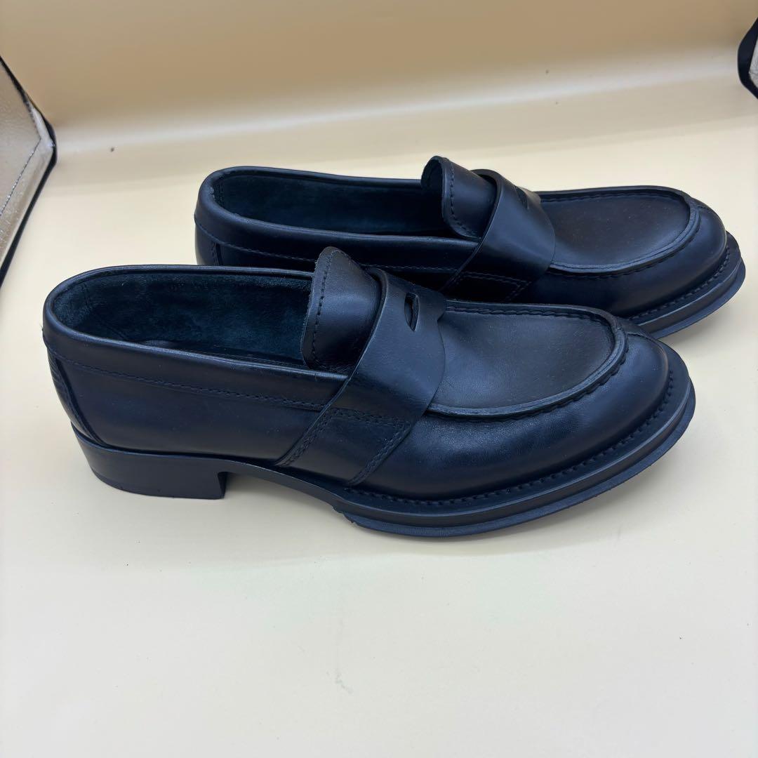 PRADA 黒 ローファー メンズ 7 1/2 レザー