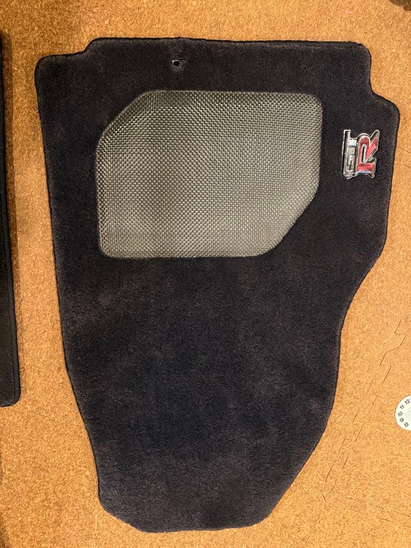 R35 GT-R 純正 カーボン フロアマット