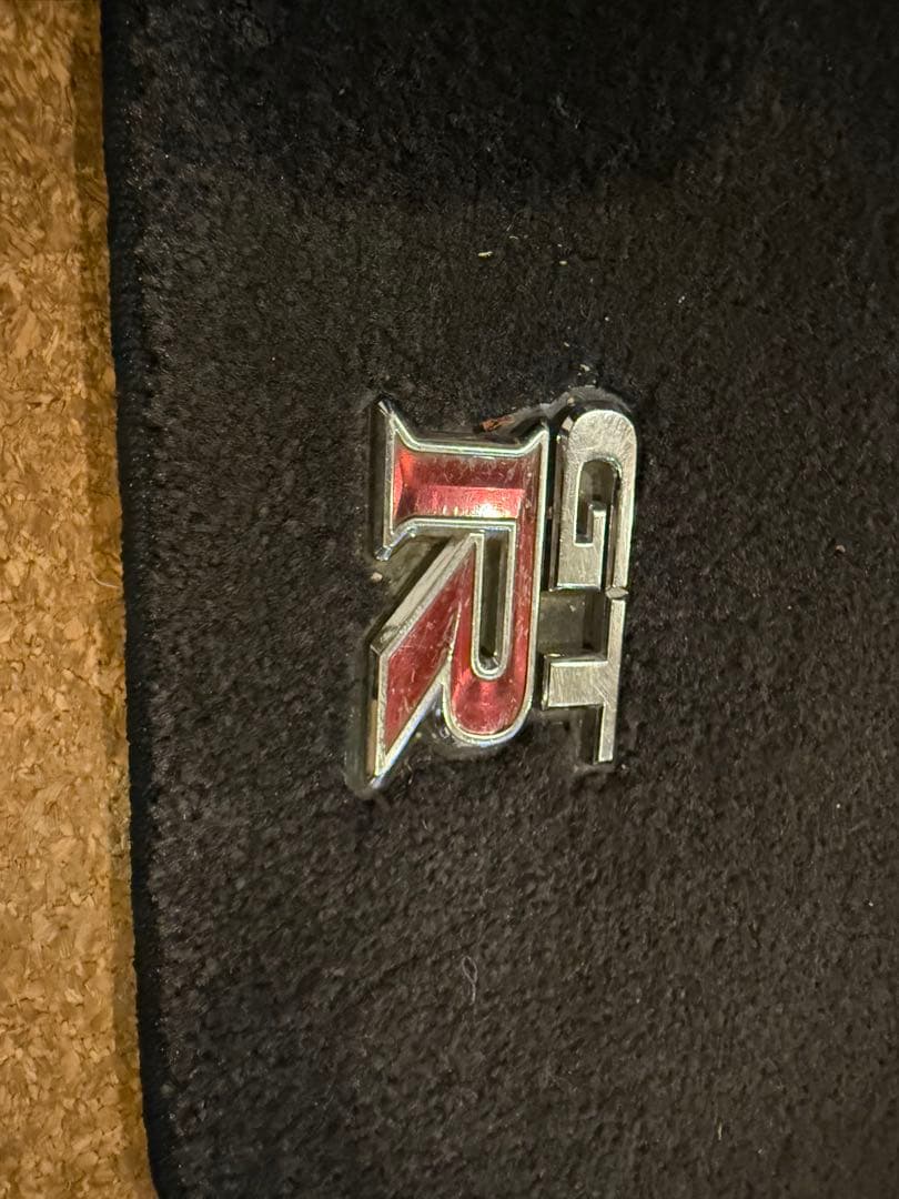 R35 GT-R 純正 カーボン フロアマット