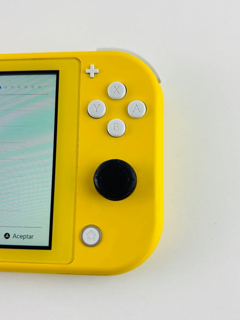 ニンテンドー スイッチ ライト 本体 イエロー 箱付 switch lite