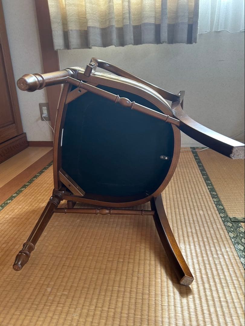 ②カリモク KARIMOKU 花柄椅子　１脚