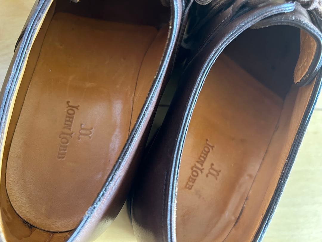 ジョンロブ6E SADLLE 【美品】純正シューキーパー付【サドル】超レア廃盤品