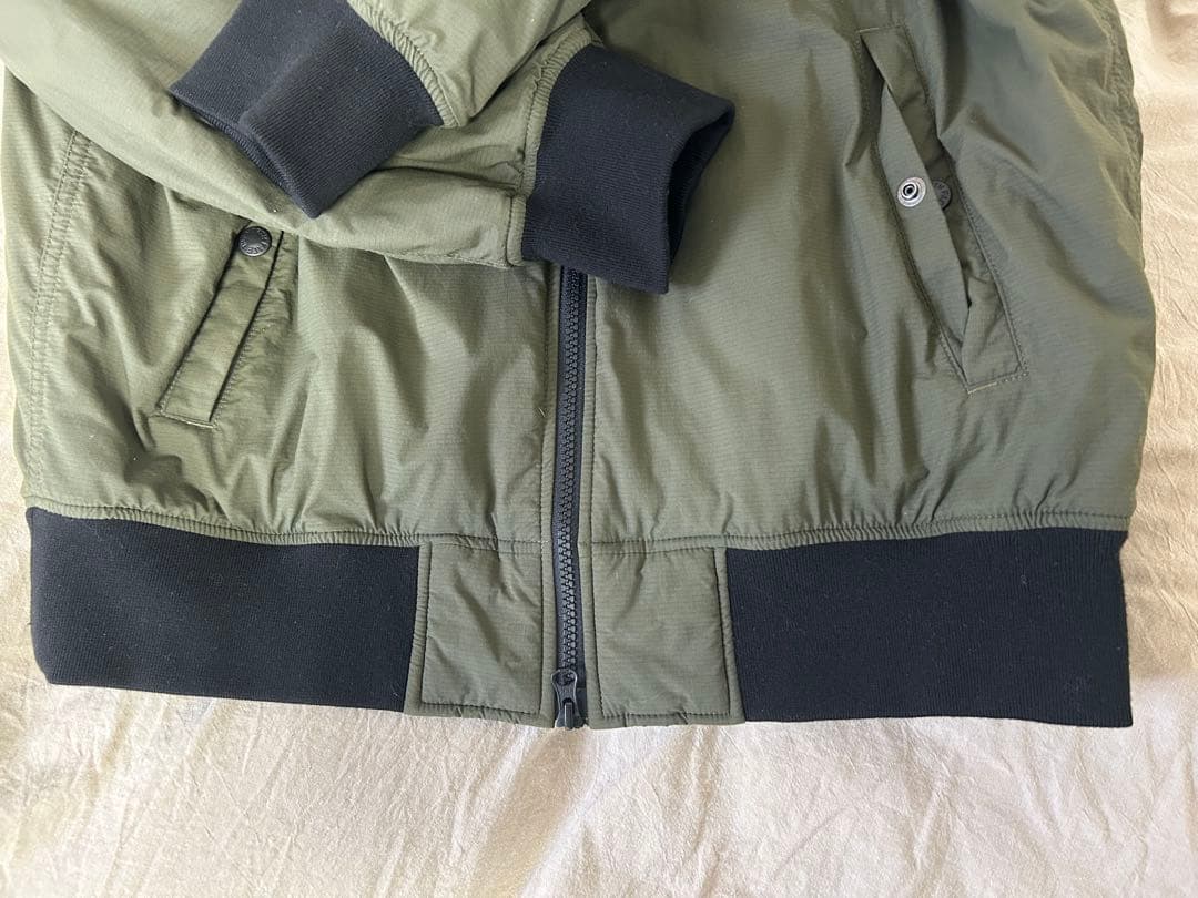 THE NORTH FACE トランジットボンバージャケット オリーブ