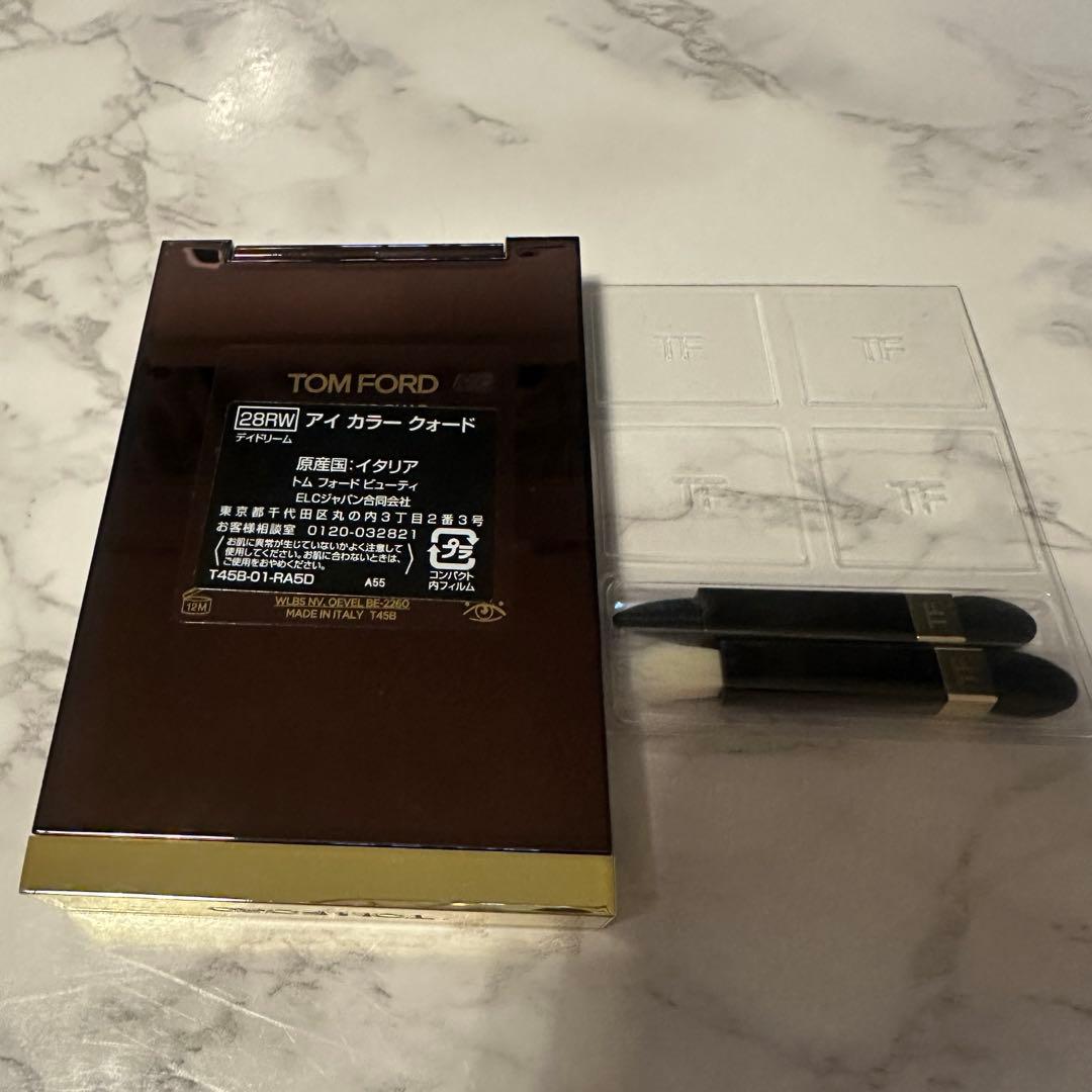 トムフォード　アイカラークォード【復刻版】28RW デイドリーム