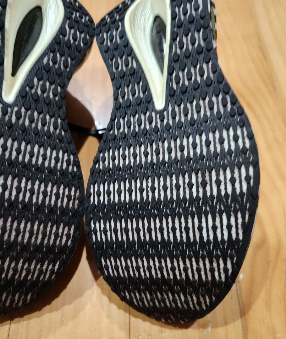 ミズノ　ウェーブリベリオンプロ3