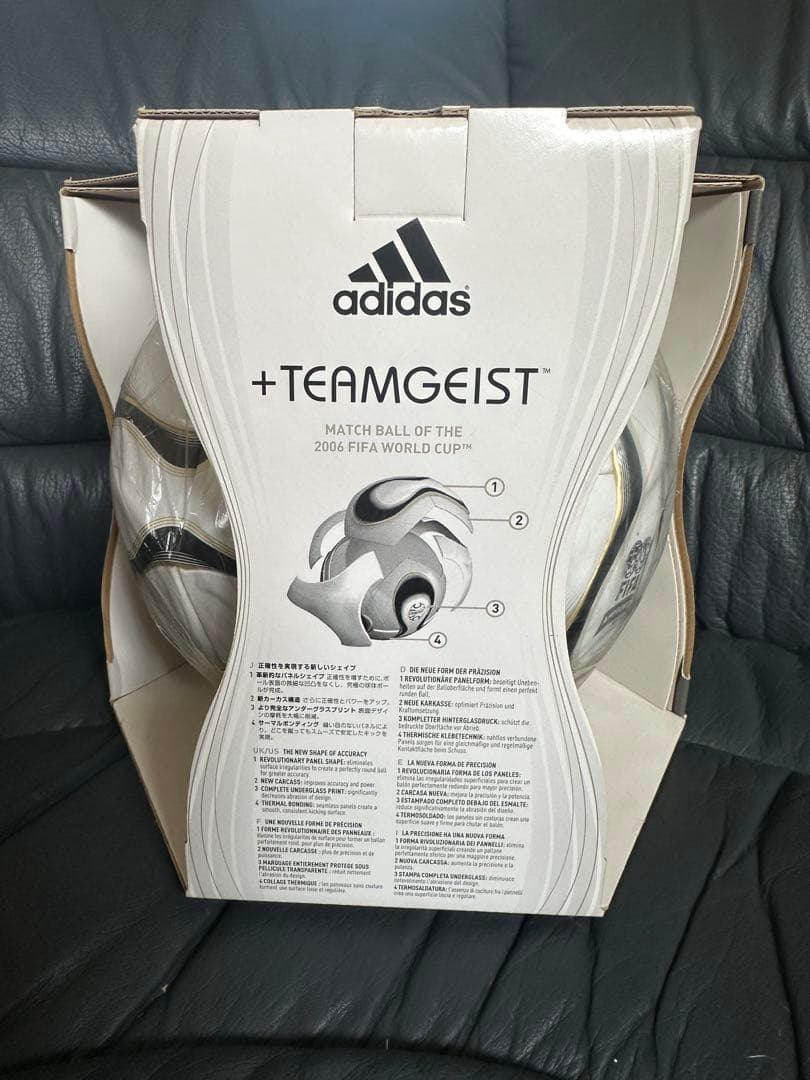 FIFAワールドカップ チームガイスト サッカー５号 公式球TEAM GEIST