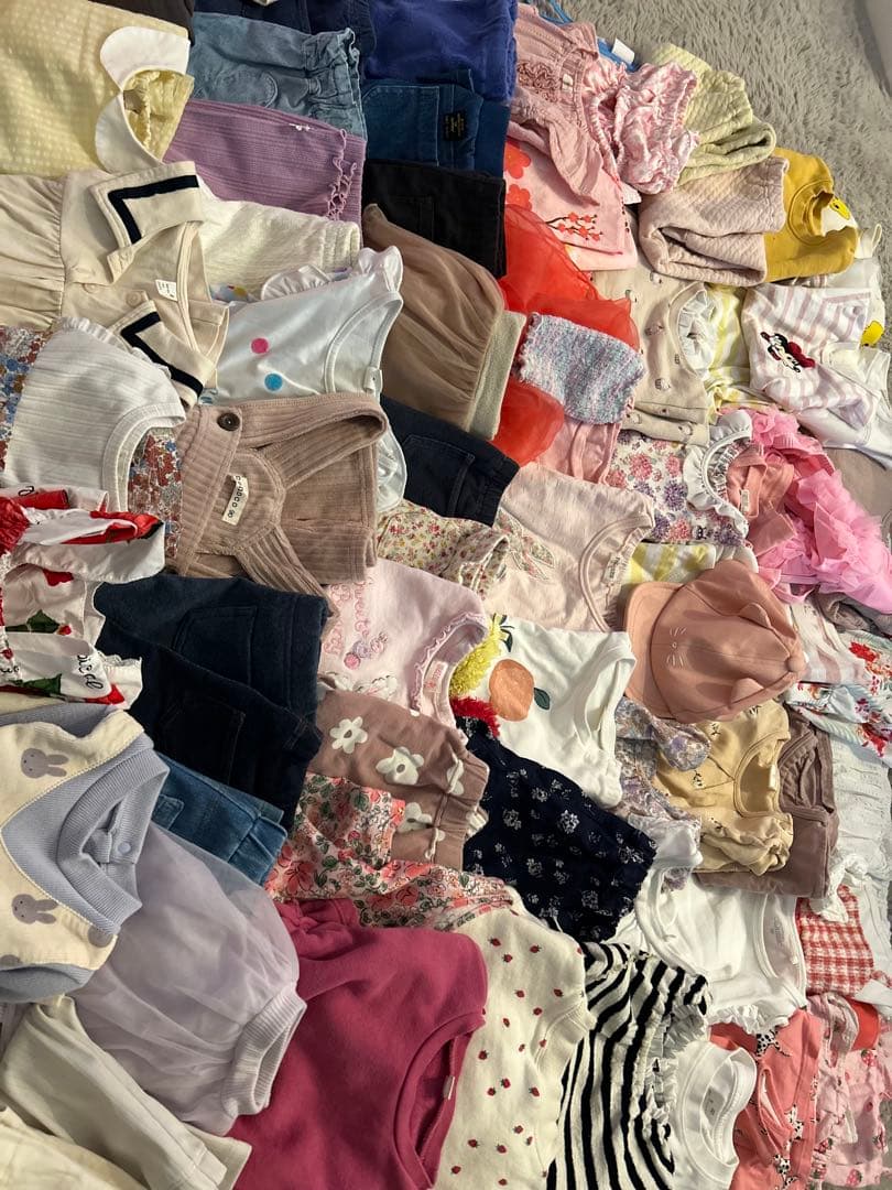 ベビー服　90 女の子服まとめ売り　大量服セット　子供服　オールシーズン