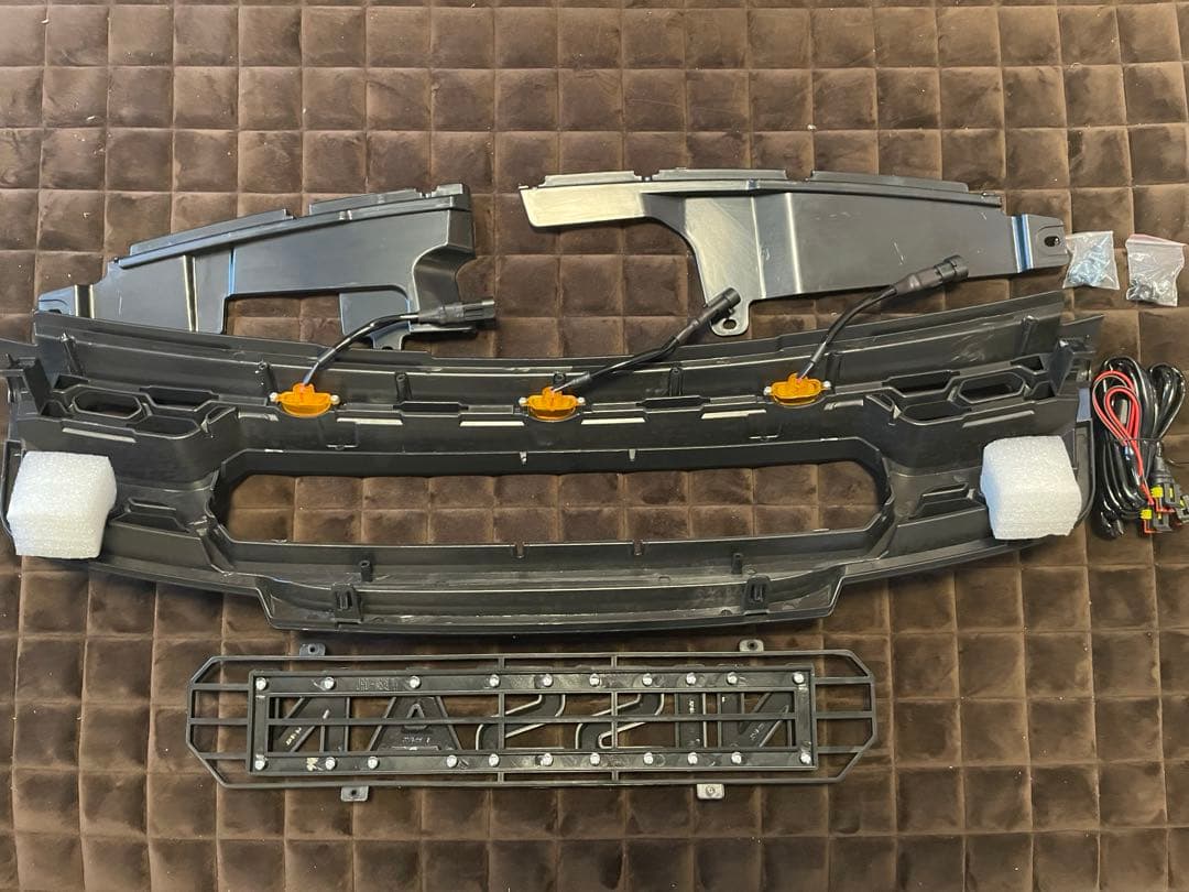 エクストレイルt31後期 タコマ風グリル LEDマーカー