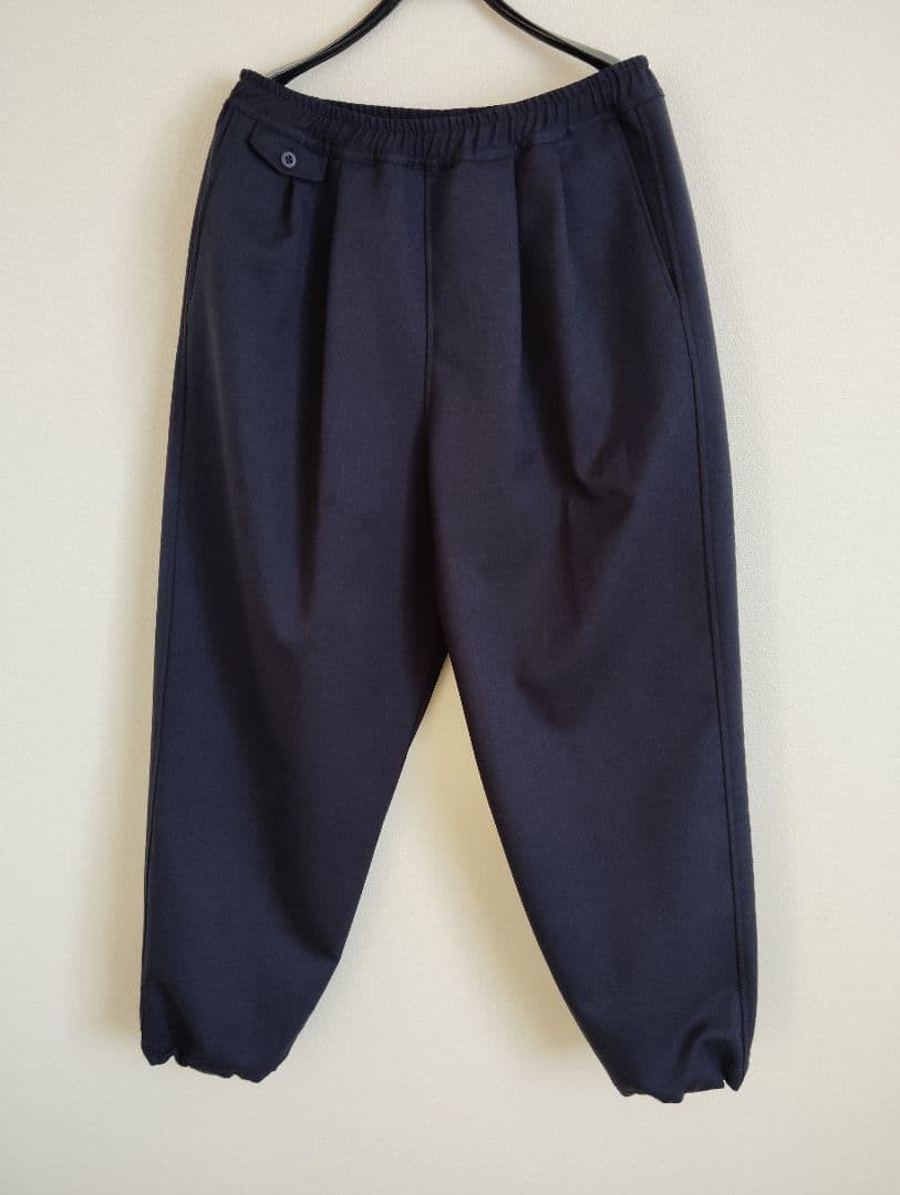 パンツ DOWN FABRIC TWO TUCK TRACK PANTS