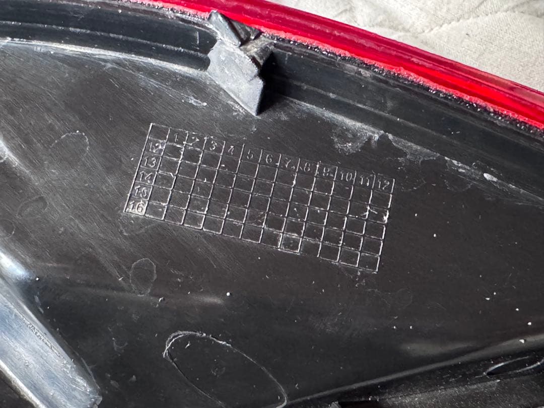 ssm様【MAZDA ATENZA セダン】中期 テールランプ