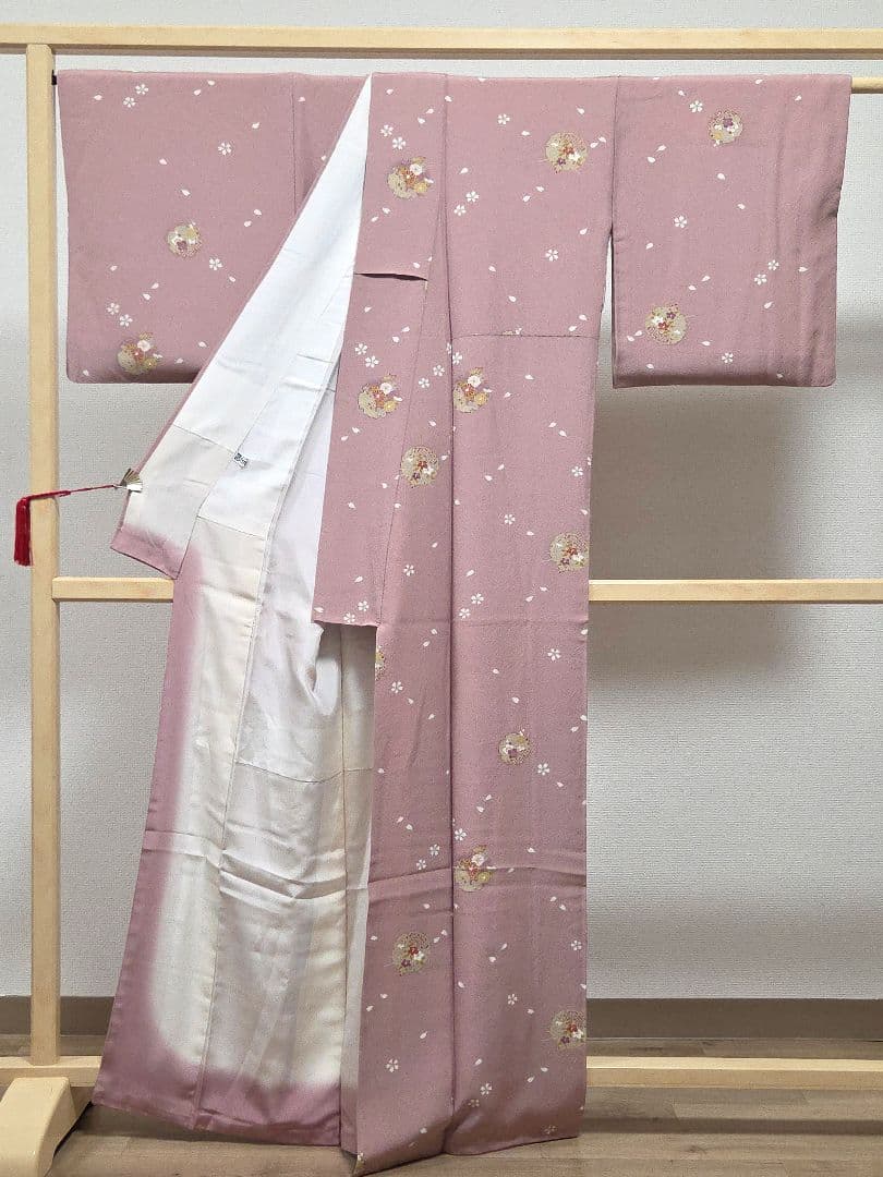 A5 雪輪に季節の花々 縮緬 桜 梅 袷 正絹 小紋 着物 身丈160 裄71