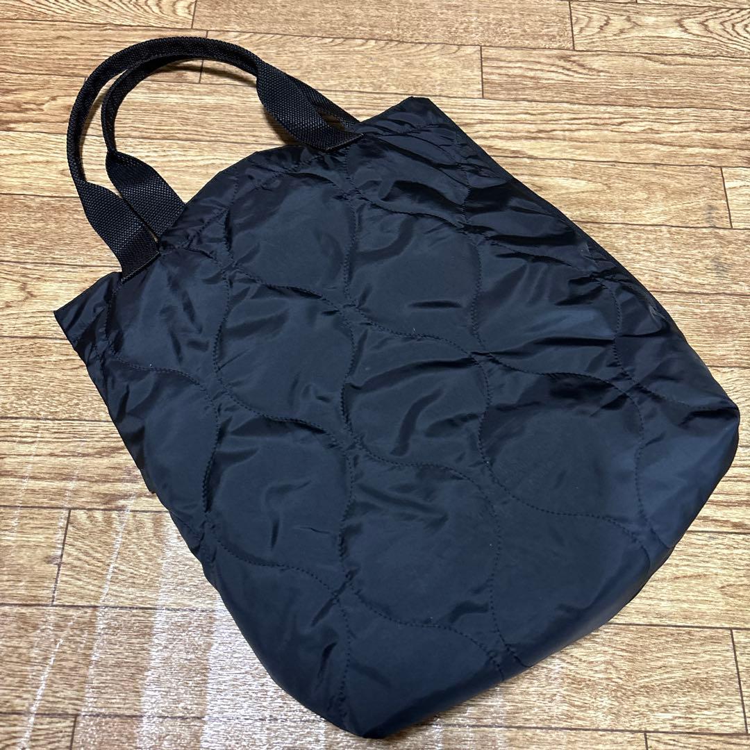 gomme 黒 お花のトートバッグ