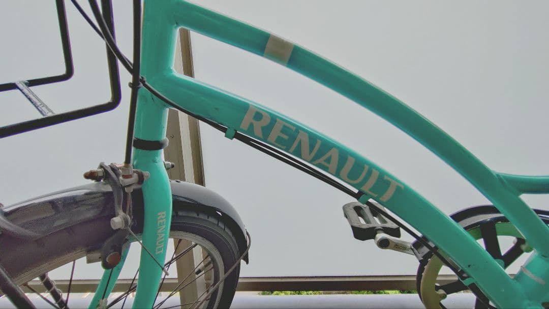 【引取限定】RENAULT/ルノー 自転車　20インチ　6段変速　ミニベロ