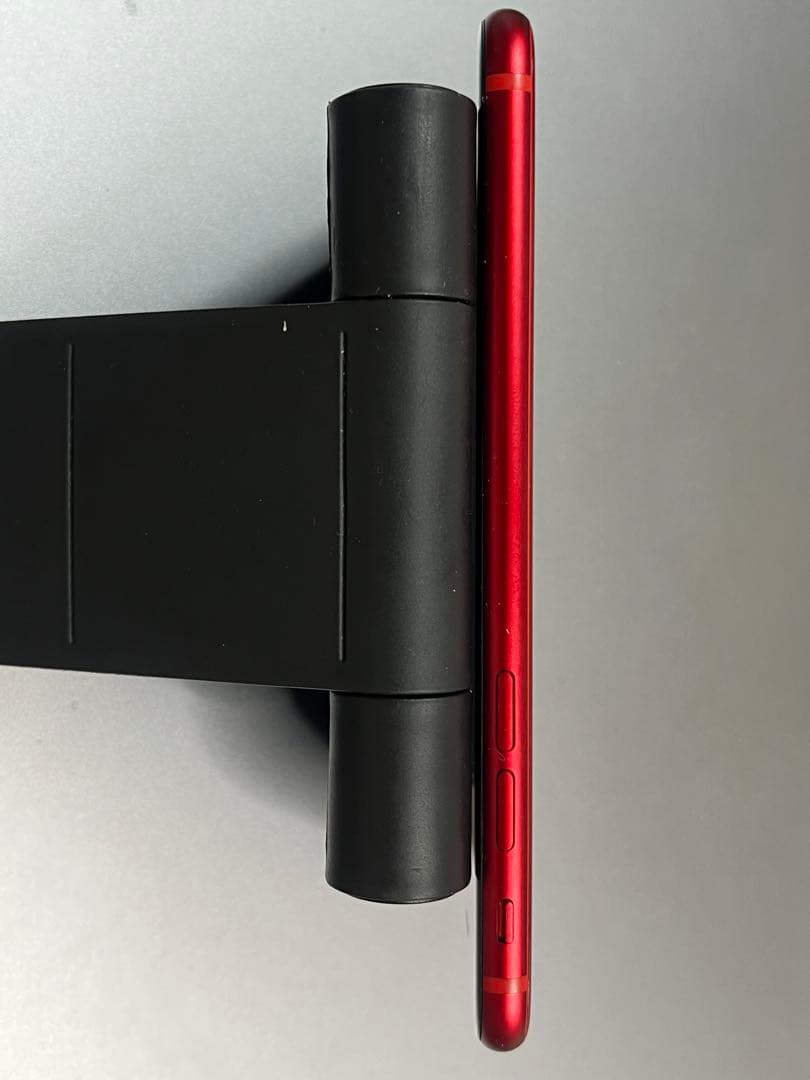 お*り様 Apple iPhone 8 (MRRY2J/A) 64G SIMロッ