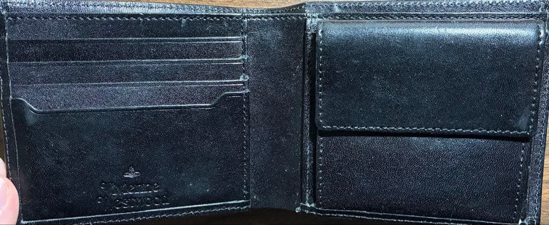 Vivienne Westwood ヴィヴィアンウエストウッド　二つ折り　財布