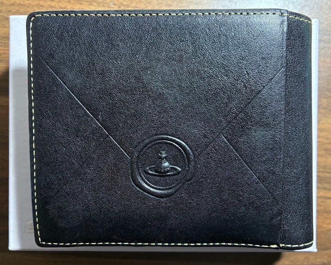 Vivienne Westwood ヴィヴィアンウエストウッド　二つ折り　財布