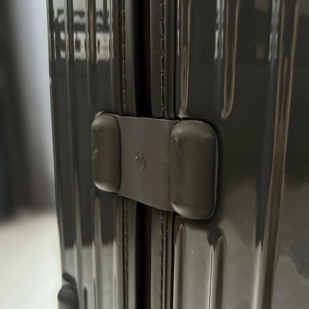 RIMOWA リモワ ESSENTIAL キャビン グレーグロス 機内持ち込み可