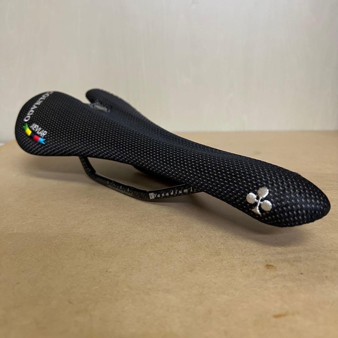 COLNAGO KEVLAR Selle SUCCESS サドル ブラック
