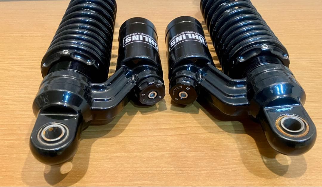 美品. GS400 .オーリンズ.タイプ﻿.リアサス.320.YSS？