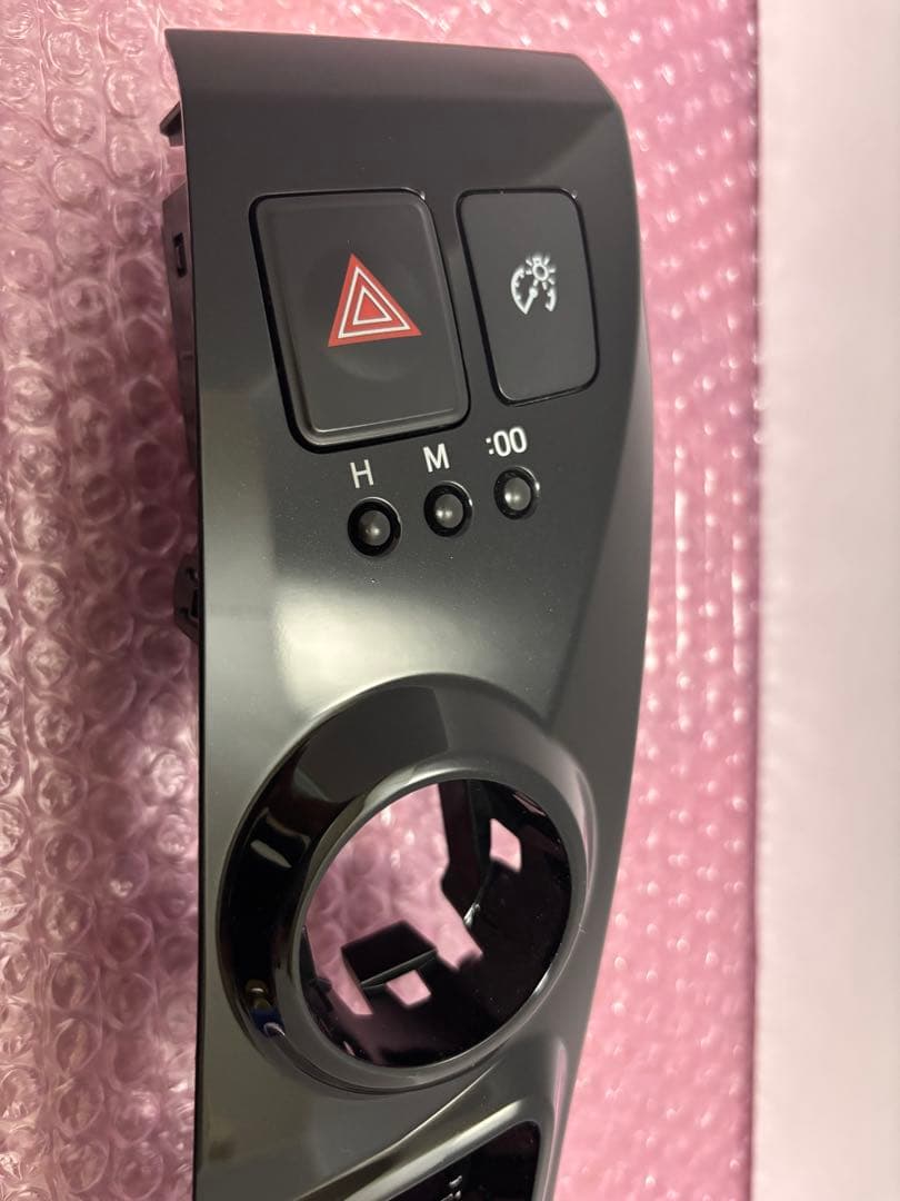 プリウスα G's 9インチパネル