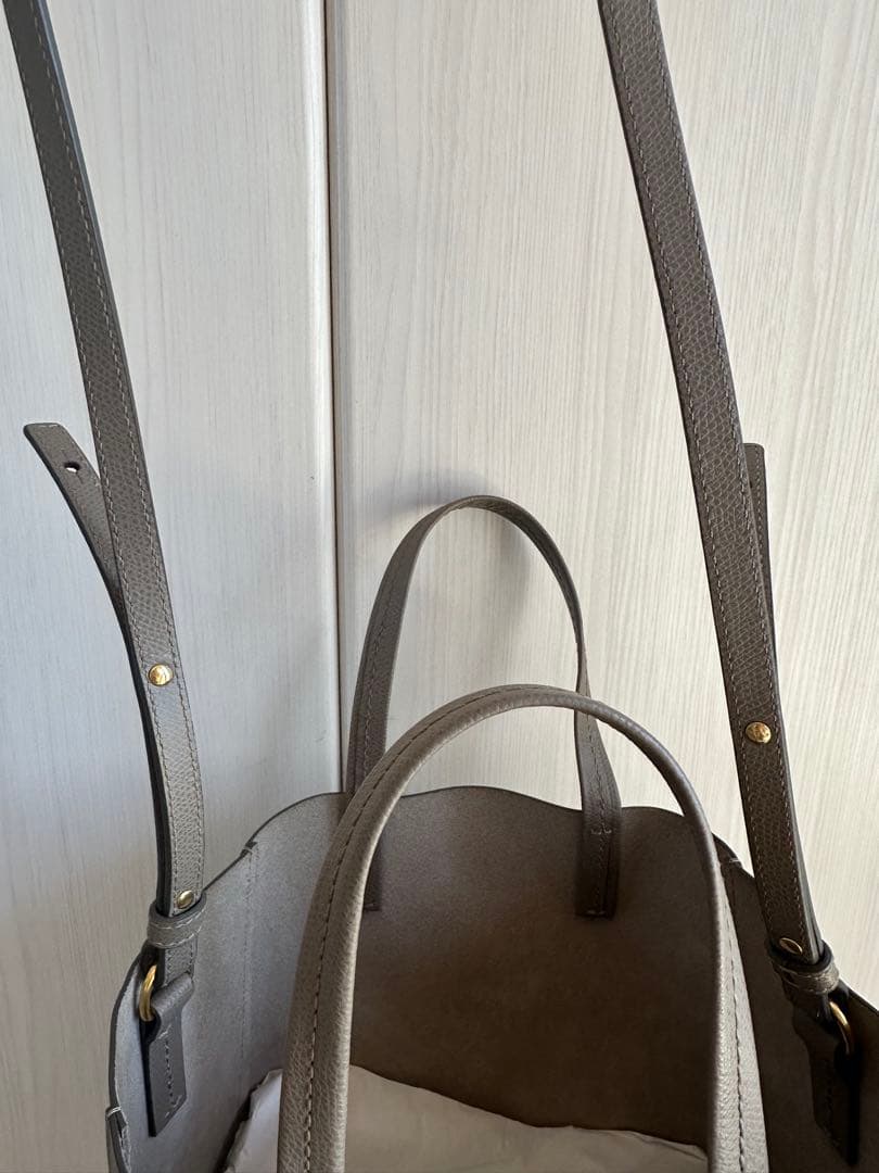 セリーヌ　スモール　カバ