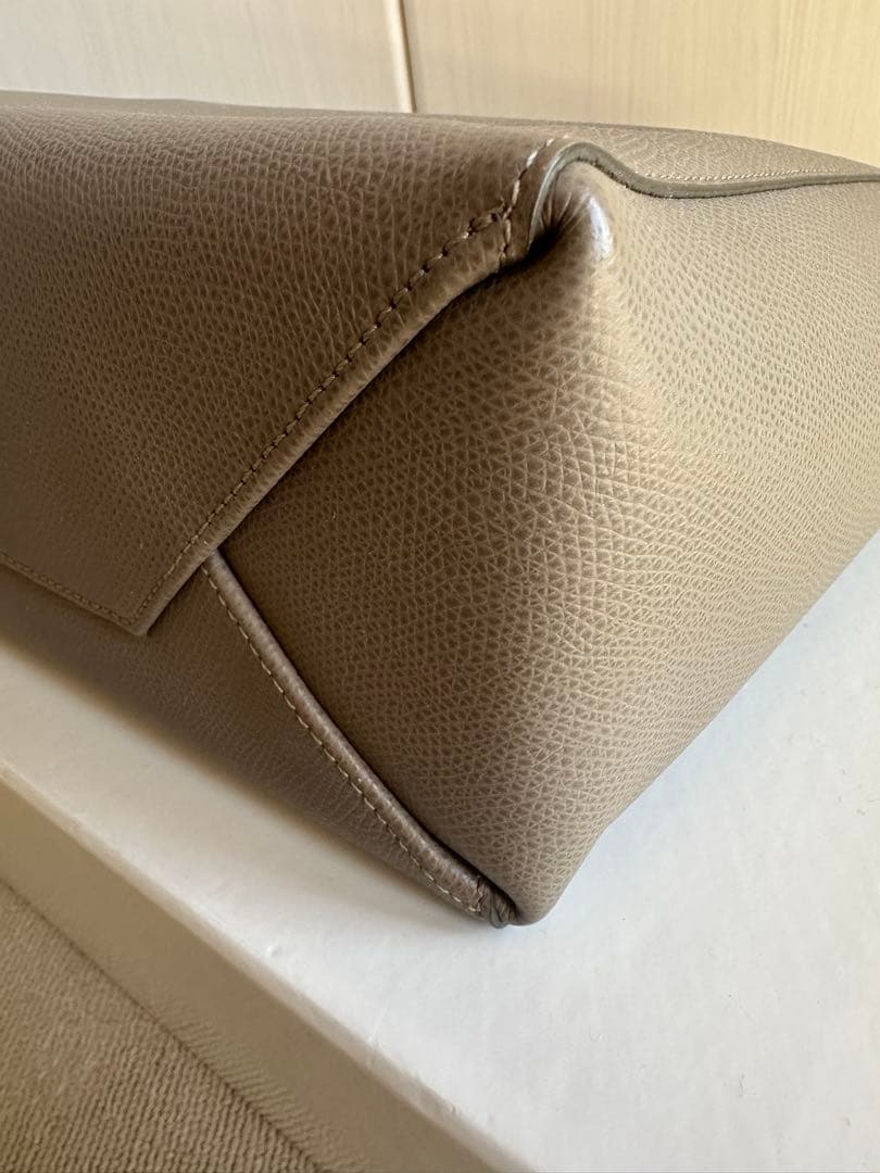 セリーヌ　スモール　カバ